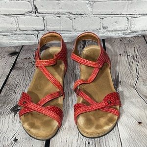 Taos red sandals size 9 - 9.5